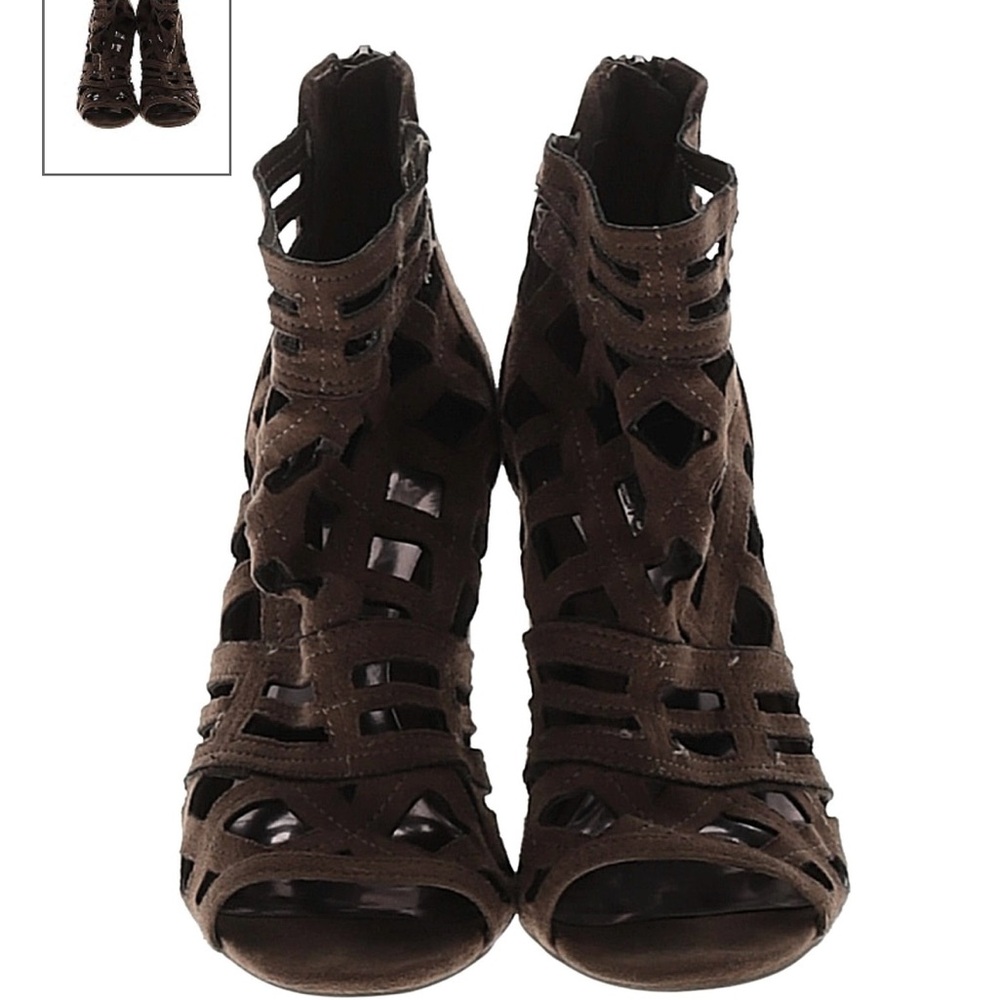 Booties/sandals